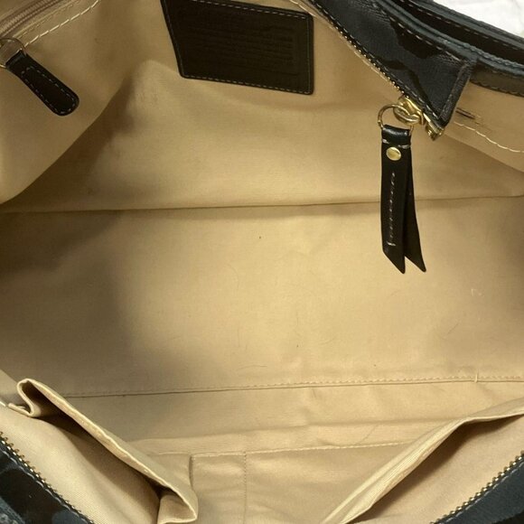 EUC Coach w/ COA Hamptons Medium Madeline Tote - Picture 5 of 12